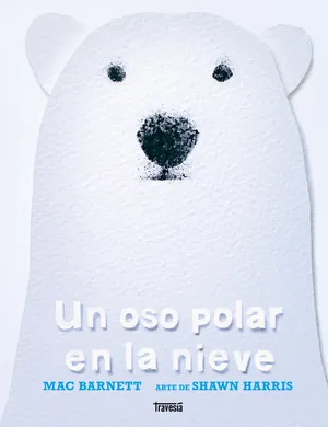 UN OSO POLAR EN LA NIEVE
